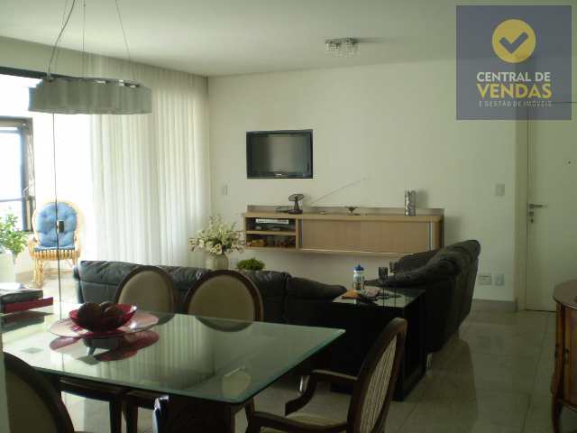 Apartamento à venda com 4 quartos, 145m² - Foto 2