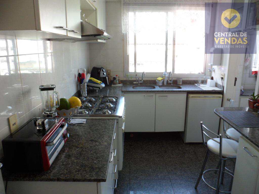 Apartamento à venda com 4 quartos, 160m² - Foto 12