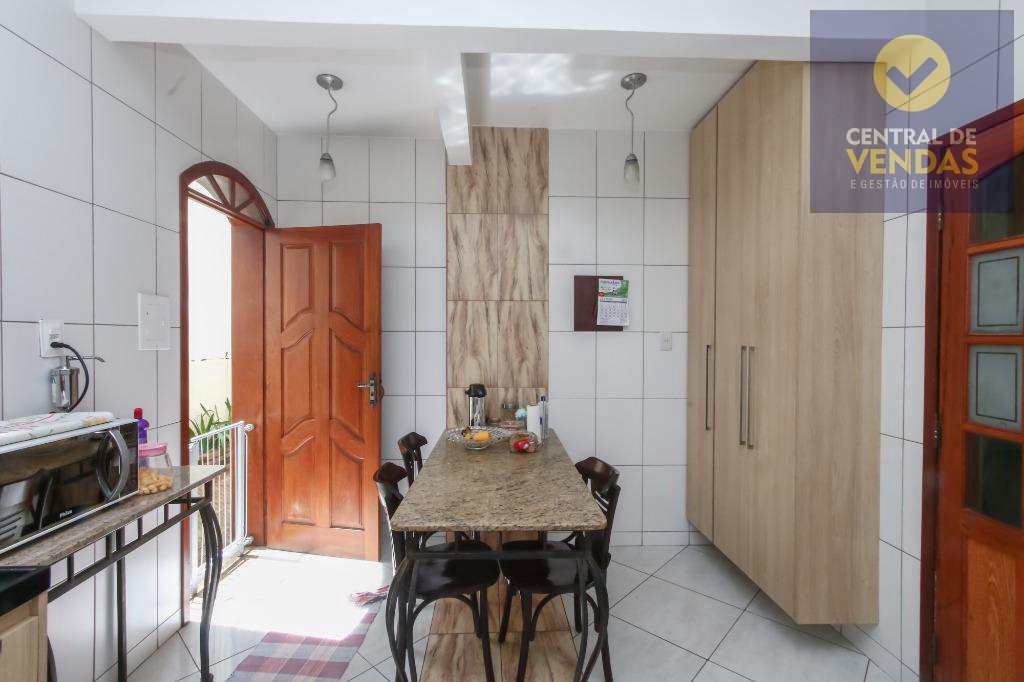 Casa à venda com 4 quartos, 360m² - Foto 6