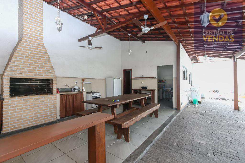 Casa à venda com 4 quartos, 360m² - Foto 39