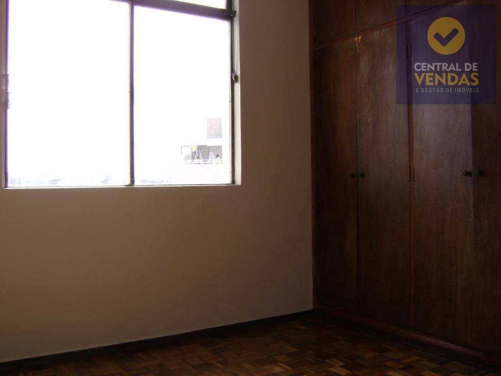 Apartamento à venda com 4 quartos, 130m² - Foto 3