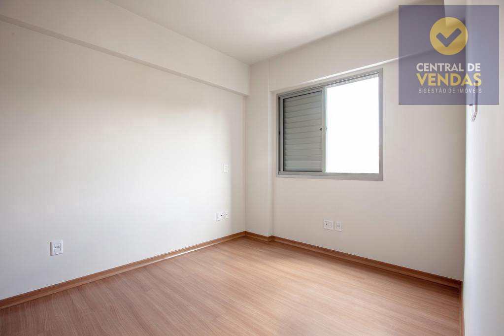 Apartamento à venda com 3 quartos, 66m² - Foto 8