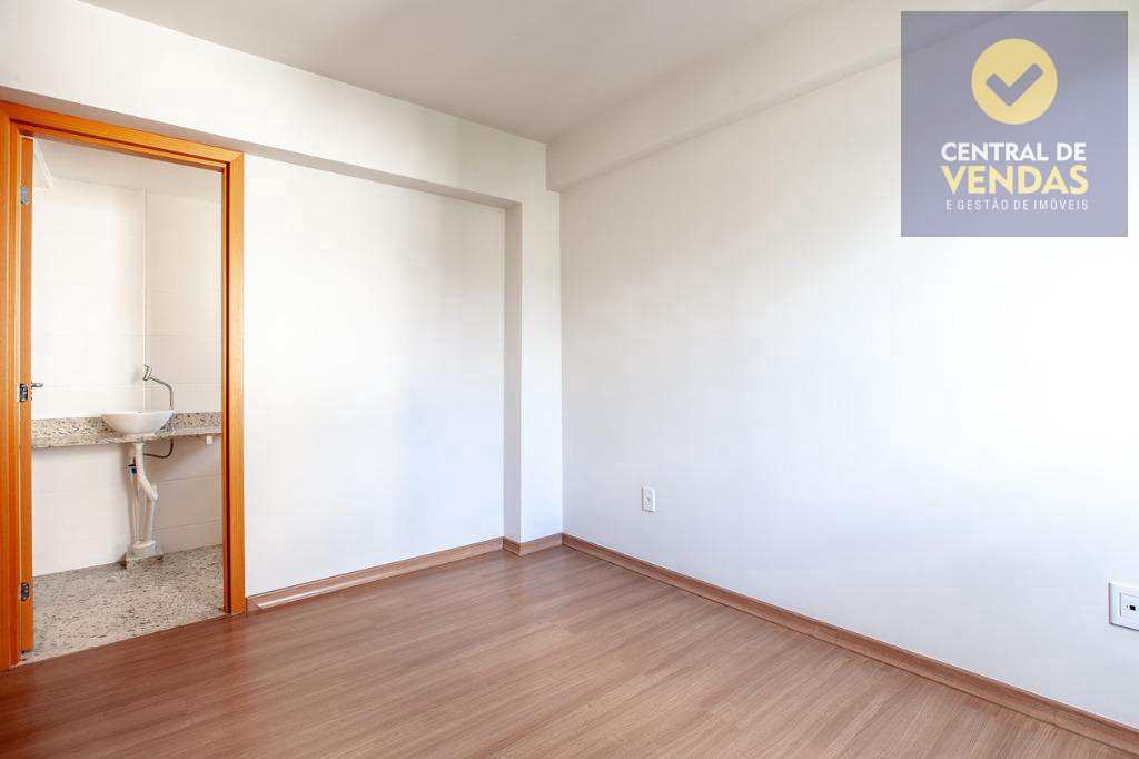 Apartamento à venda com 3 quartos, 66m² - Foto 7