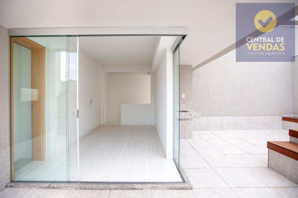 Apartamento à venda com 3 quartos, 66m² - Foto 4