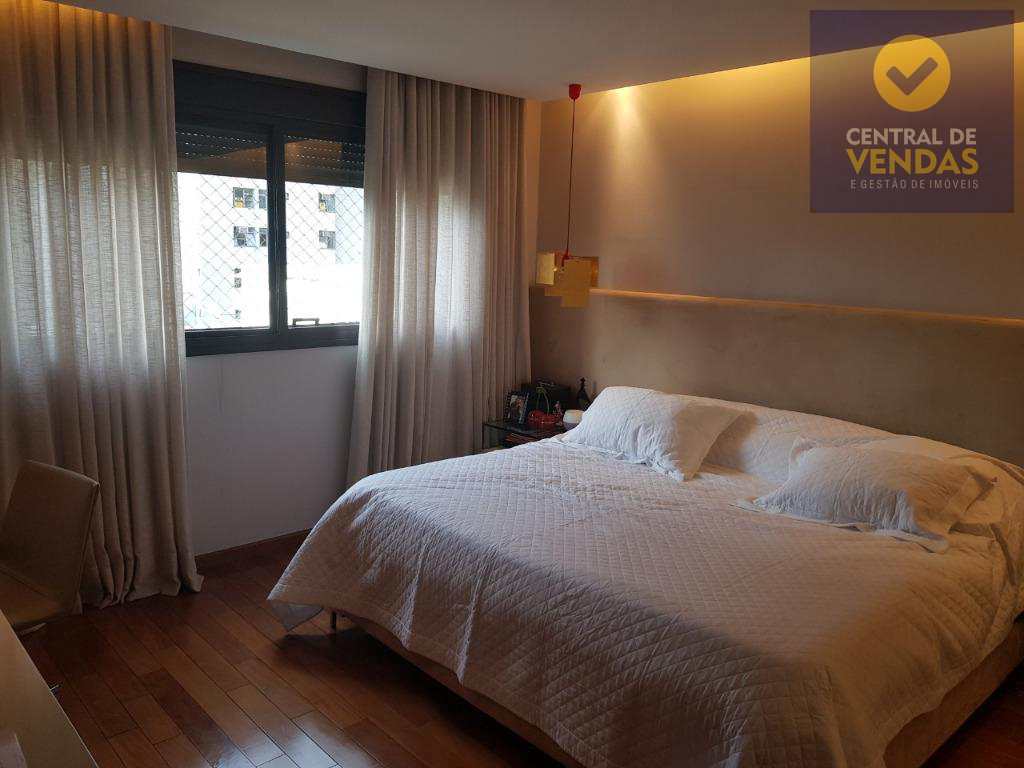 Apartamento à venda com 4 quartos, 278m² - Foto 5