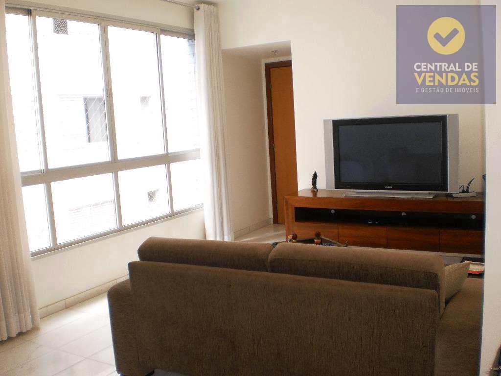 Apartamento à venda com 4 quartos, 154m² - Foto 3