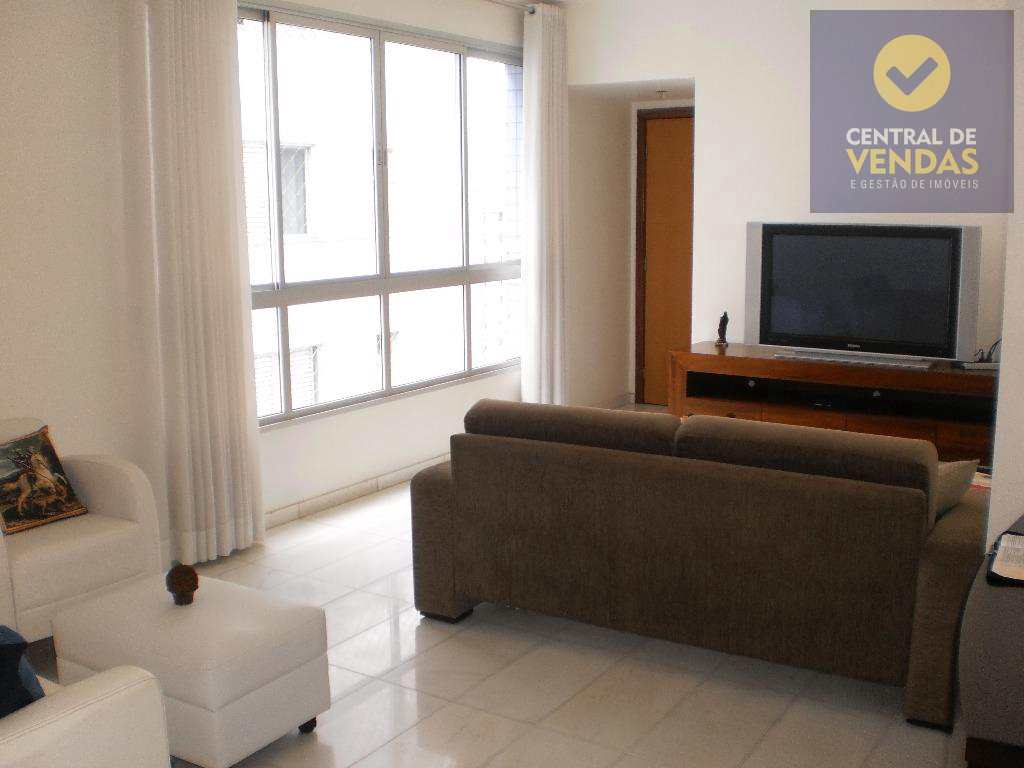 Apartamento à venda com 4 quartos, 154m² - Foto 2