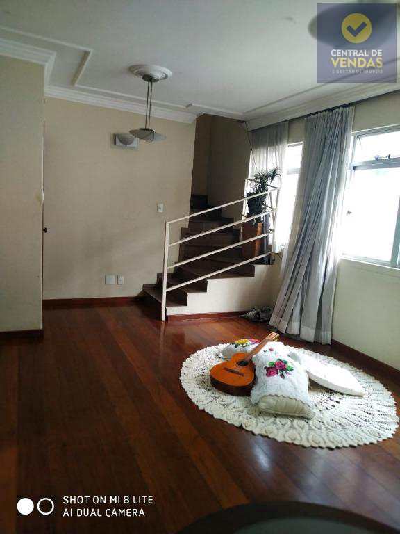 Cobertura à venda com 3 quartos, 180m² - Foto 1