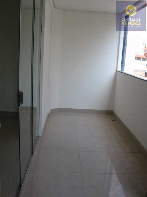 Cobertura à venda com 4 quartos, 180m² - Foto 7