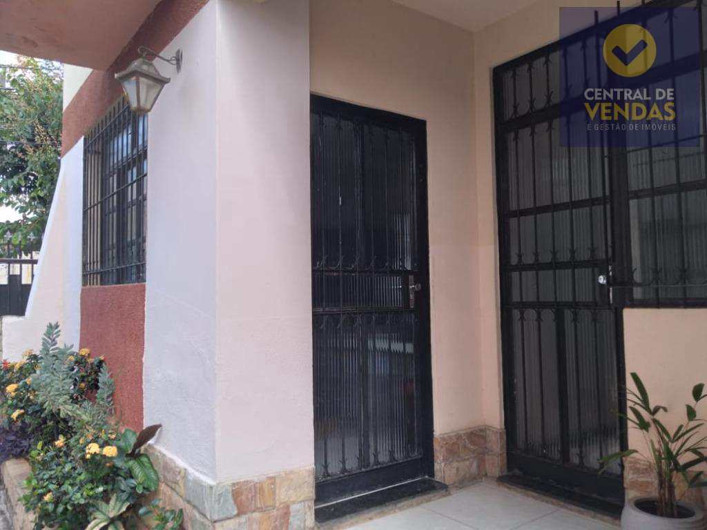 Casa à venda com 3 quartos, 98m² - Foto 8