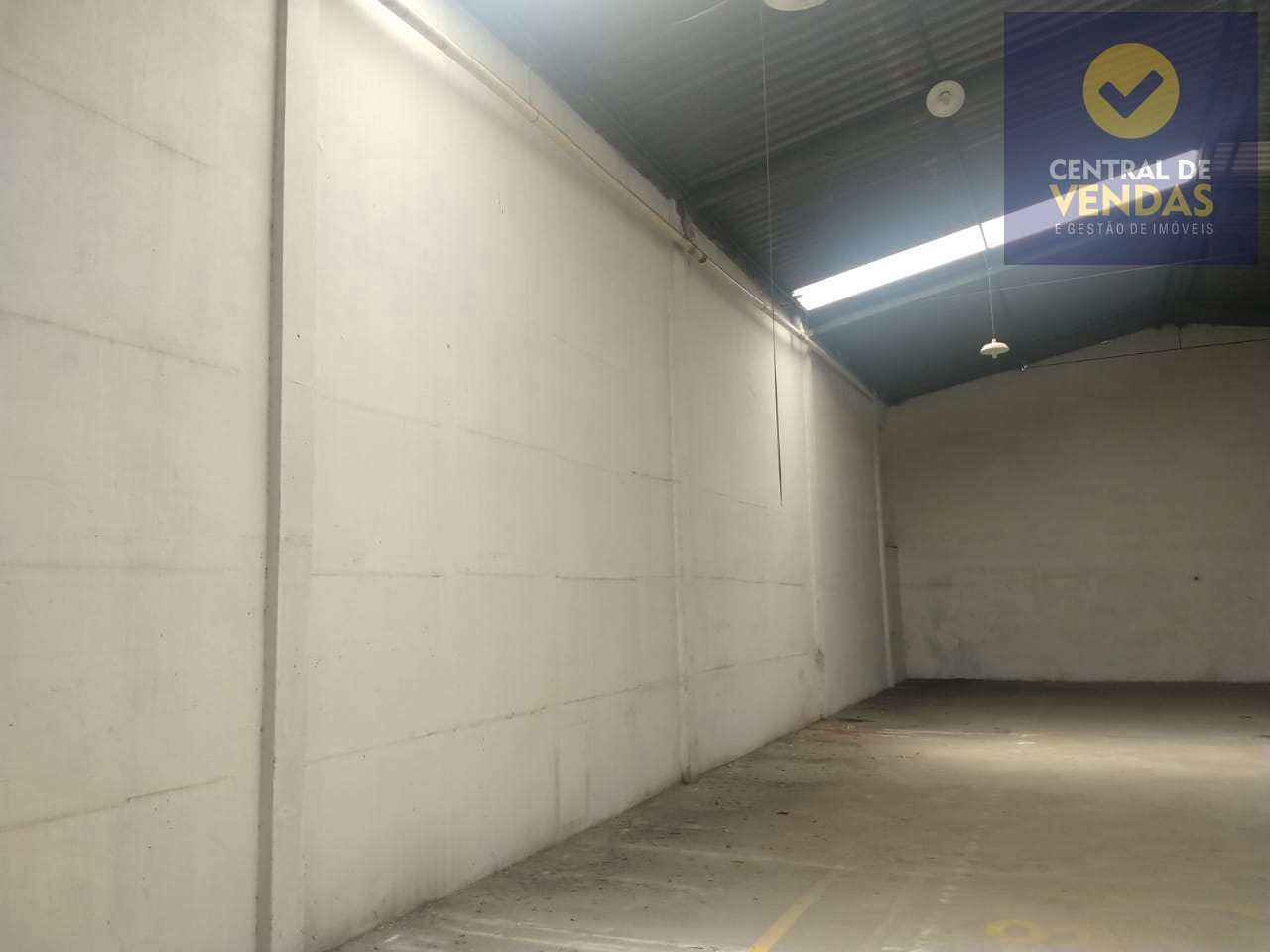 Depósito-Galpão-Armazém à venda com 1 quarto, 360m² - Foto 6