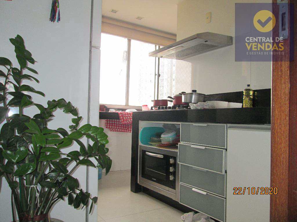 Apartamento à venda com 3 quartos, 75m² - Foto 6