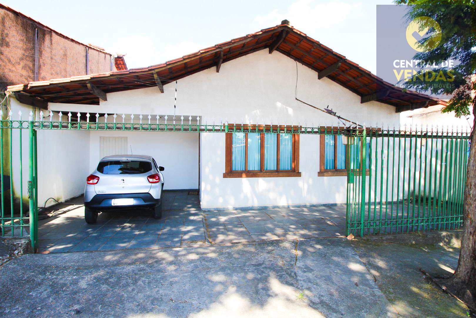 Casa à venda com 4 quartos, 360m² - Foto 25