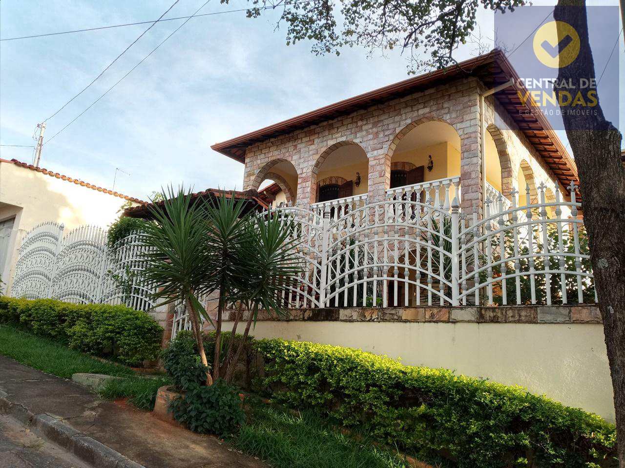 Casa à venda com 4 quartos, 375m² - Foto 13