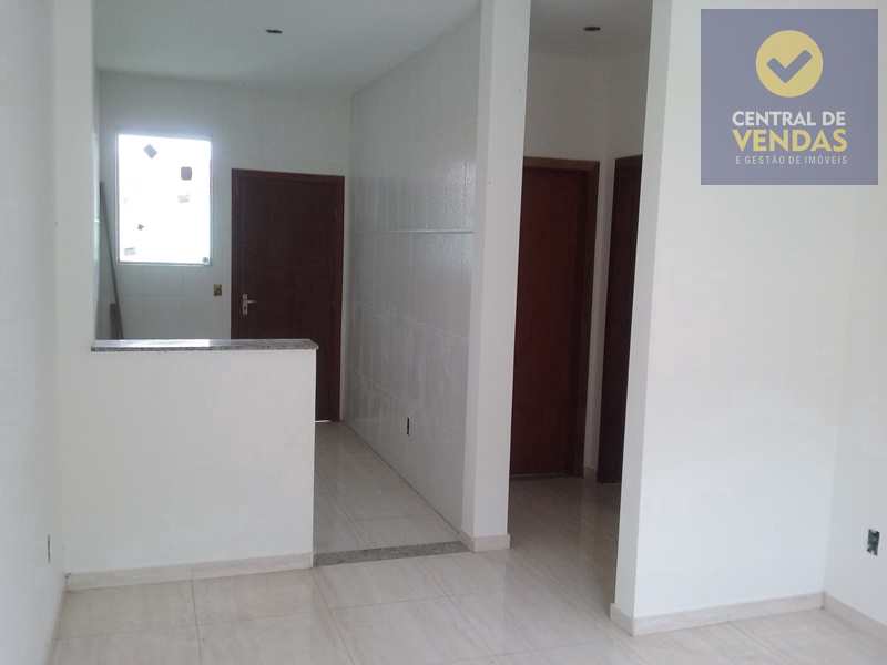 Casa à venda com 2 quartos, 55m² - Foto 13