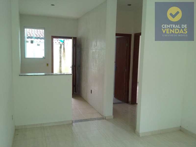 Casa à venda com 2 quartos, 55m² - Foto 12