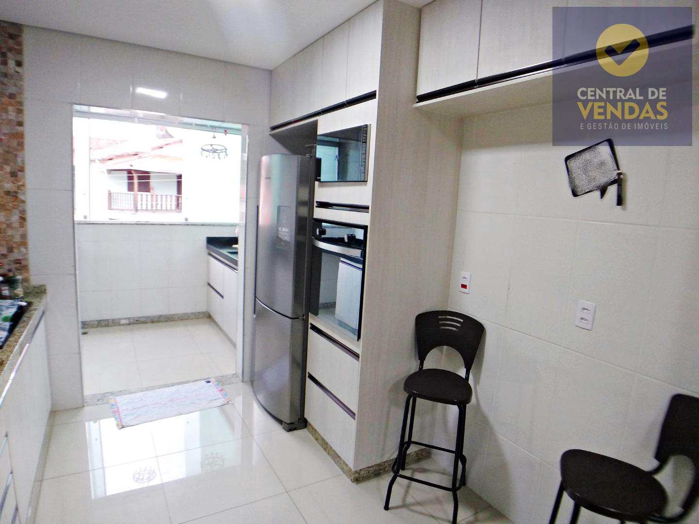 Apartamento à venda com 2 quartos, 65m² - Foto 20