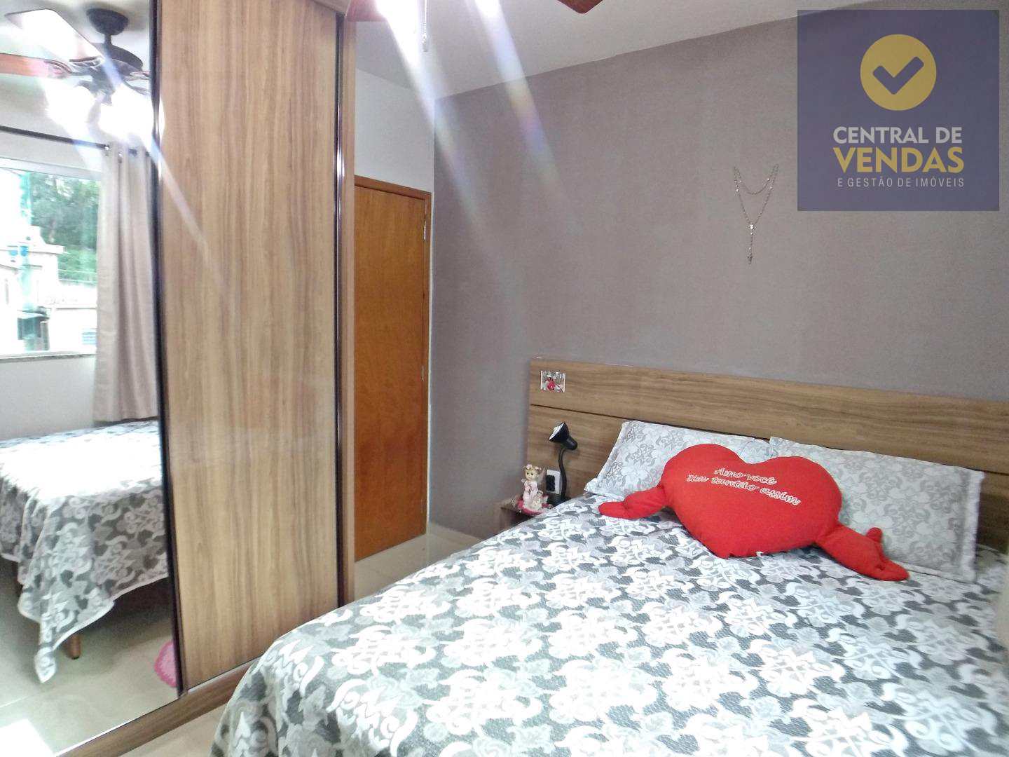 Apartamento à venda com 2 quartos, 65m² - Foto 5