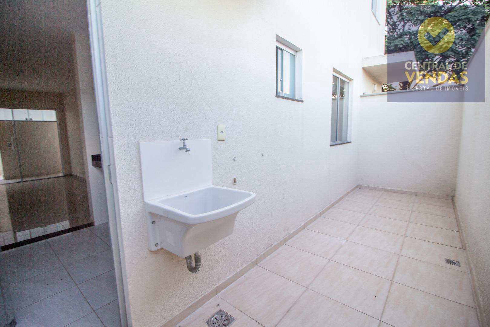 Apartamento à venda com 2 quartos, 62m² - Foto 9