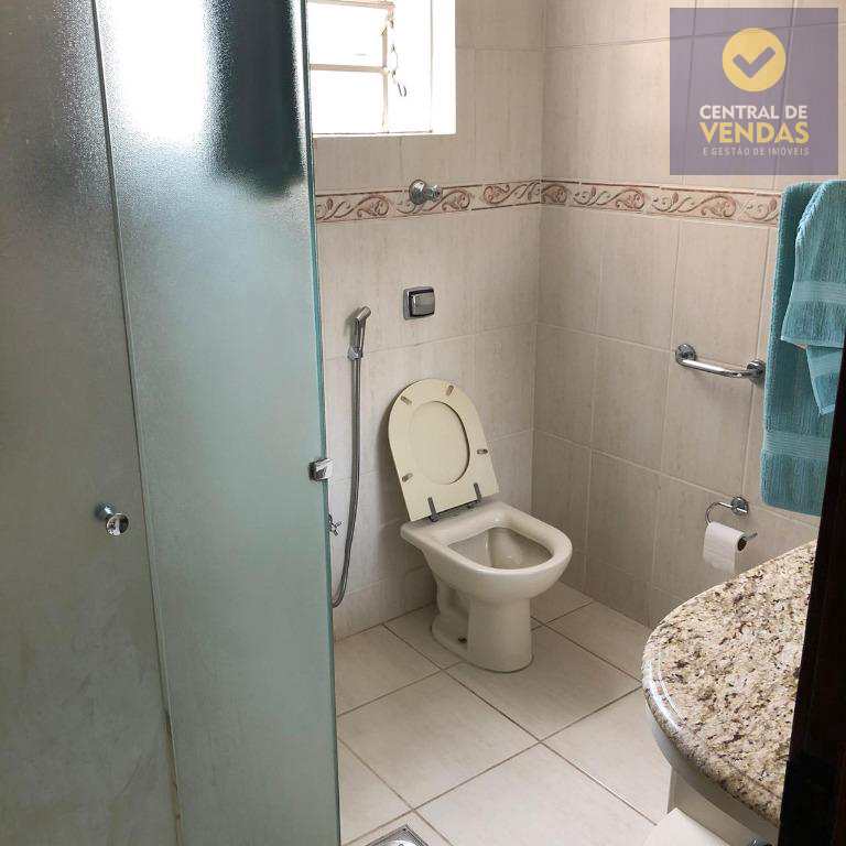 Apartamento à venda com 4 quartos, 140m² - Foto 11