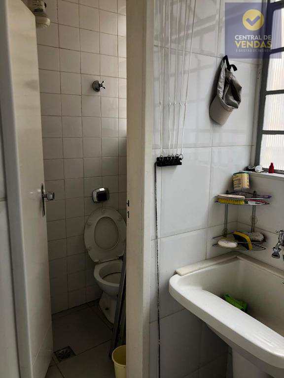 Apartamento à venda com 4 quartos, 140m² - Foto 7