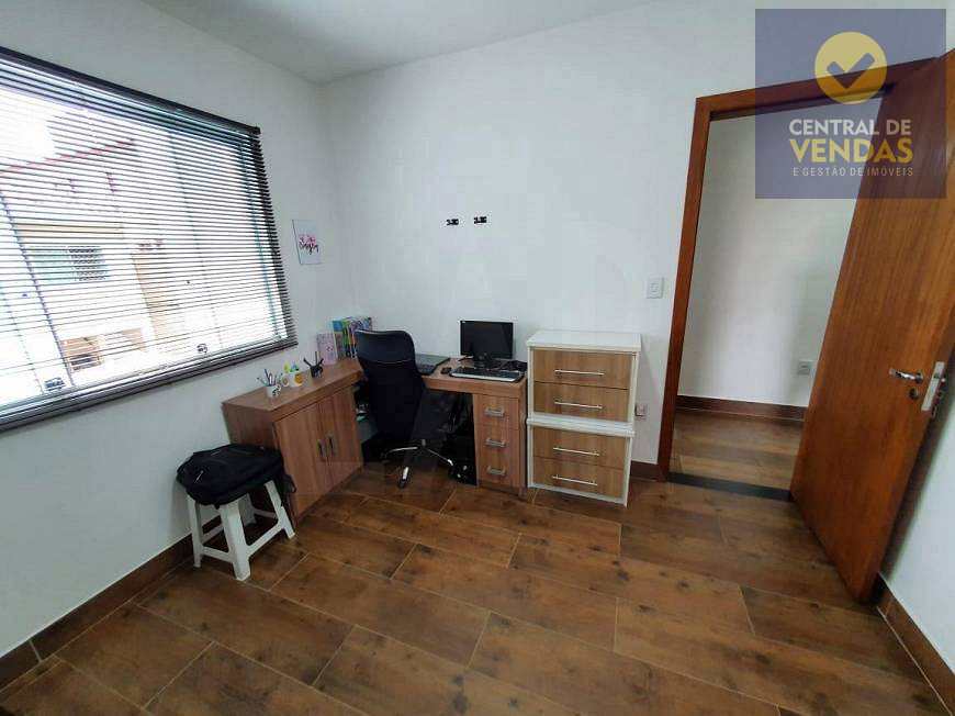 Casa à venda com 3 quartos, 180m² - Foto 25