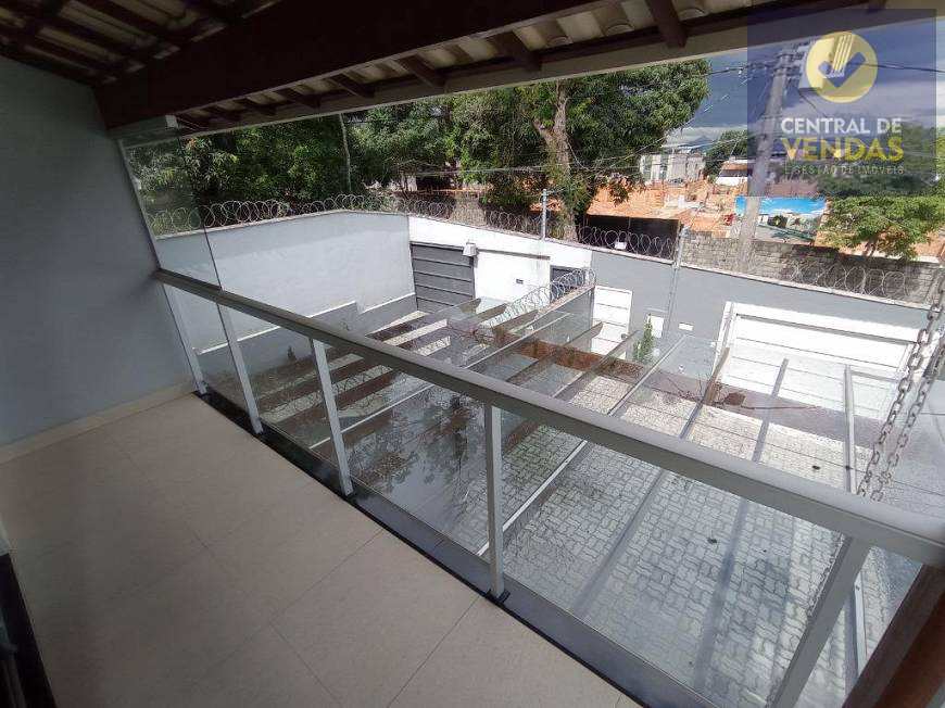 Casa à venda com 3 quartos, 180m² - Foto 2