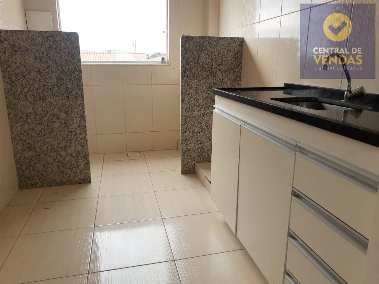 Apartamento à venda com 2 quartos, 55m² - Foto 1