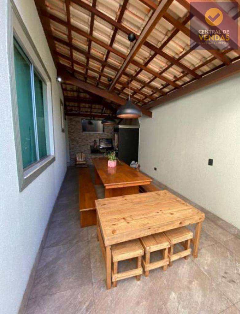 Casa à venda com 4 quartos, 152m² - Foto 11