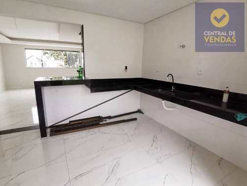 Casa à venda com 3 quartos, 88m² - Foto 9