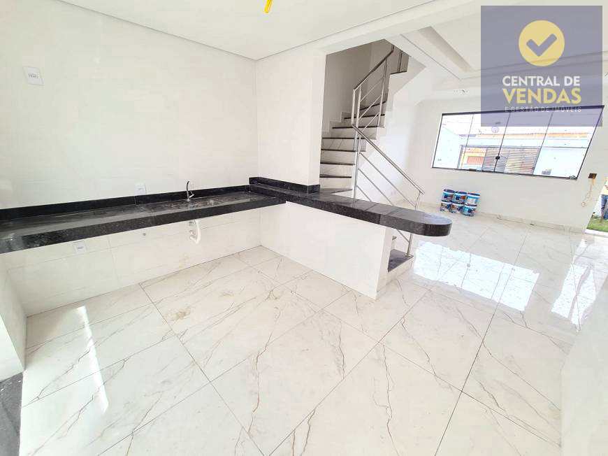 Casa à venda com 3 quartos, 83m² - Foto 8