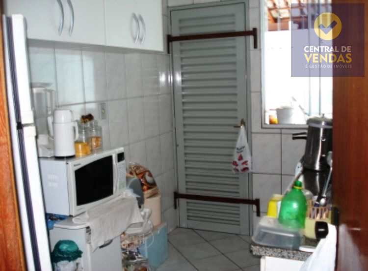 Apartamento à venda com 3 quartos - Foto 3