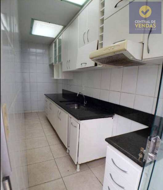 Apartamento à venda com 3 quartos, 85m² - Foto 1