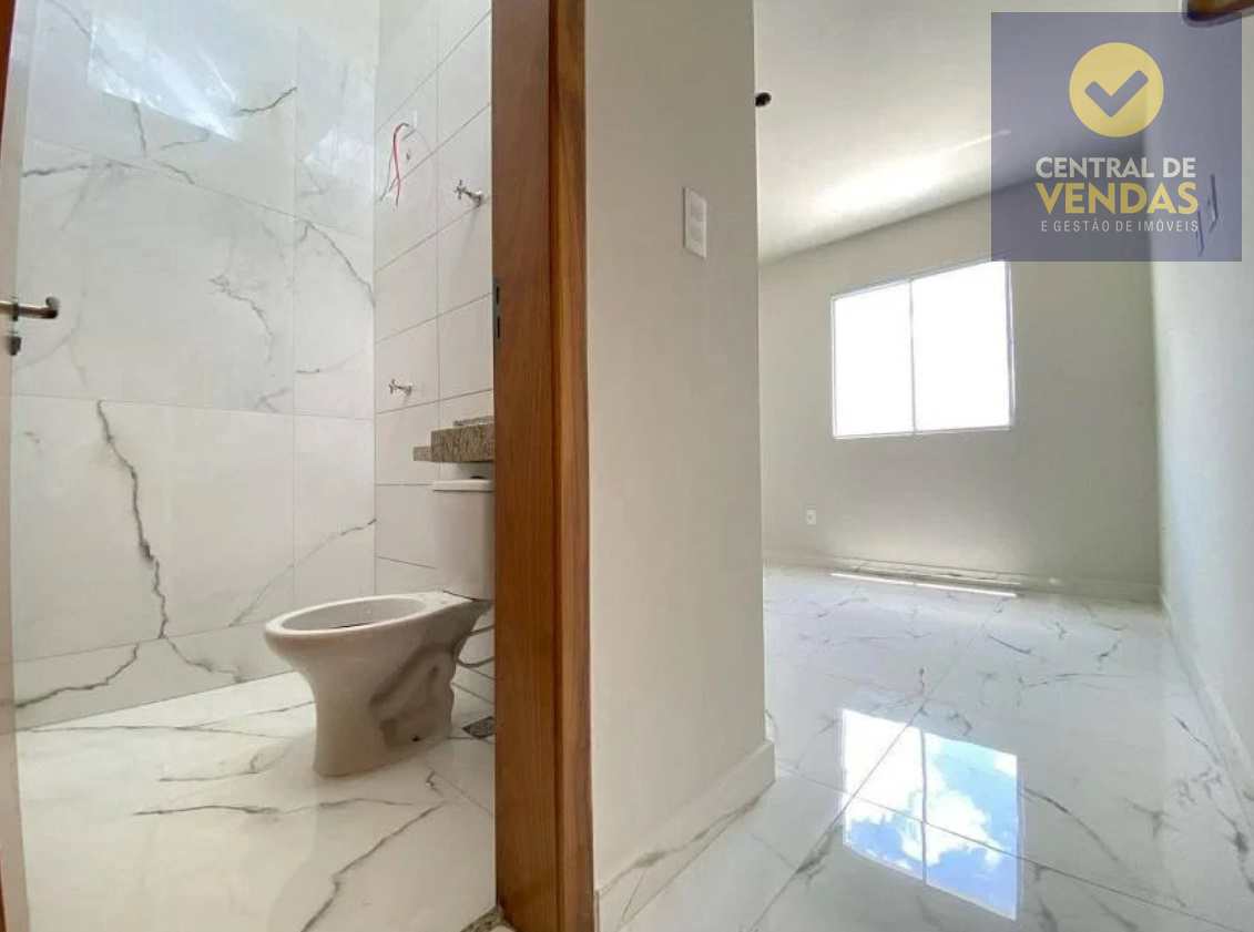 Casa à venda com 2 quartos, 71m² - Foto 9