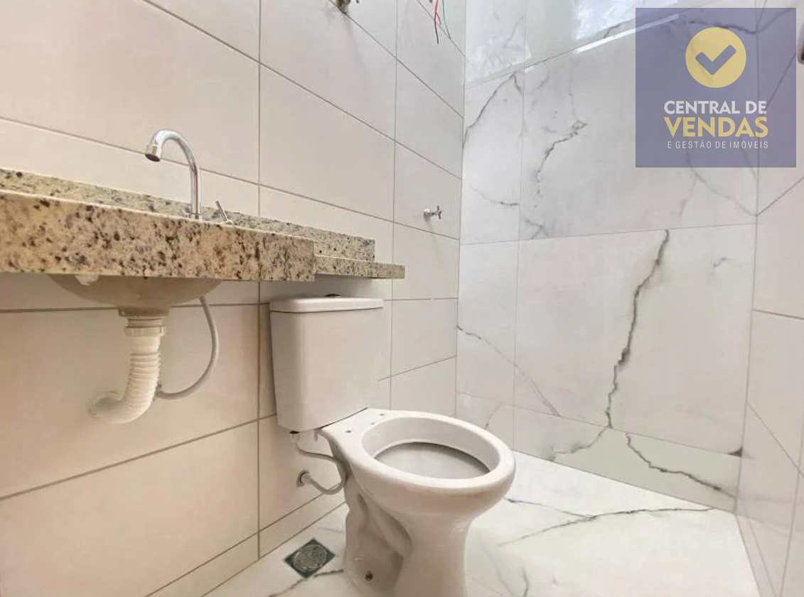 Casa à venda com 2 quartos, 71m² - Foto 12