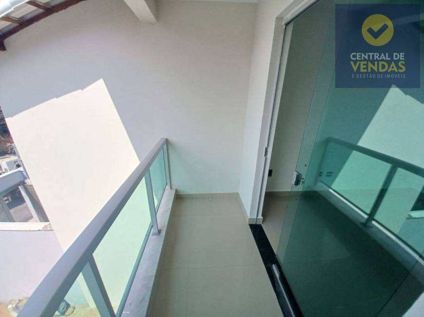 Casa à venda com 2 quartos, 90m² - Foto 3