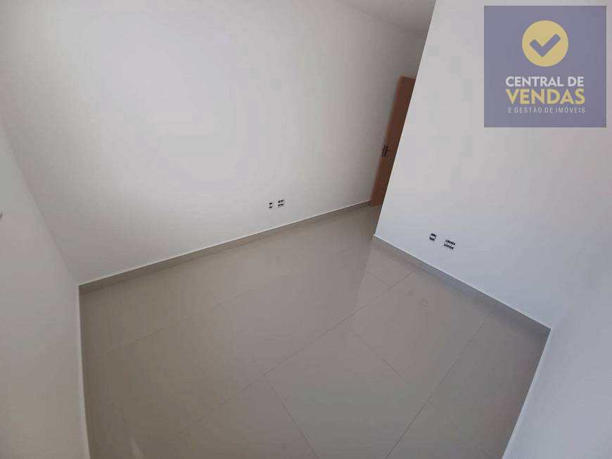 Casa à venda com 2 quartos, 90m² - Foto 8