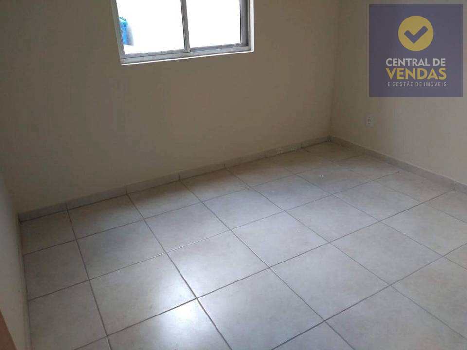 Casa à venda com 2 quartos, 88m² - Foto 7