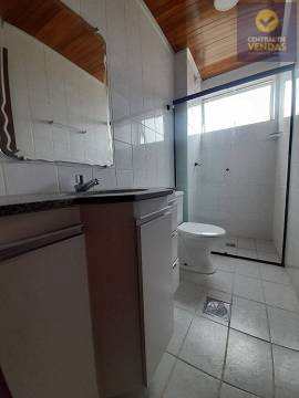 Apartamento à venda com 3 quartos, 73m² - Foto 2