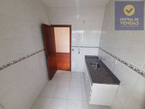 Apartamento à venda com 3 quartos, 73m² - Foto 4