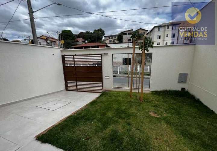 Casa à venda com 3 quartos, 86m² - Foto 4