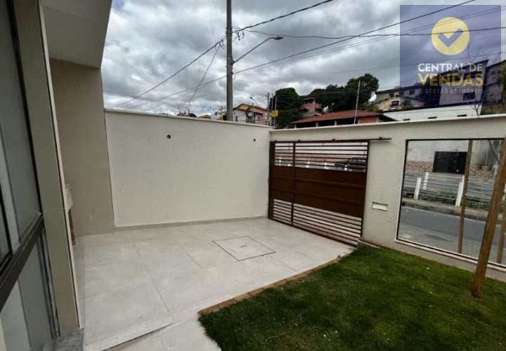 Casa à venda com 3 quartos, 86m² - Foto 4