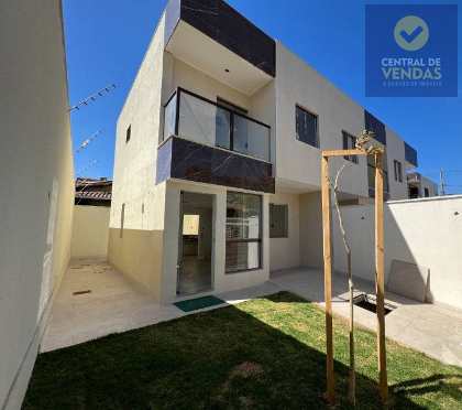 Casa à venda com 3 quartos, 86m² - Foto 2