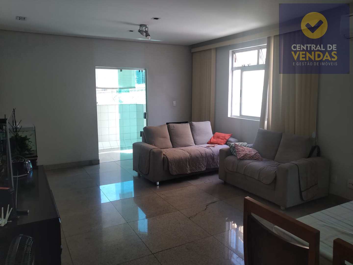 Apartamento à venda com 4 quartos, 240m² - Foto 13