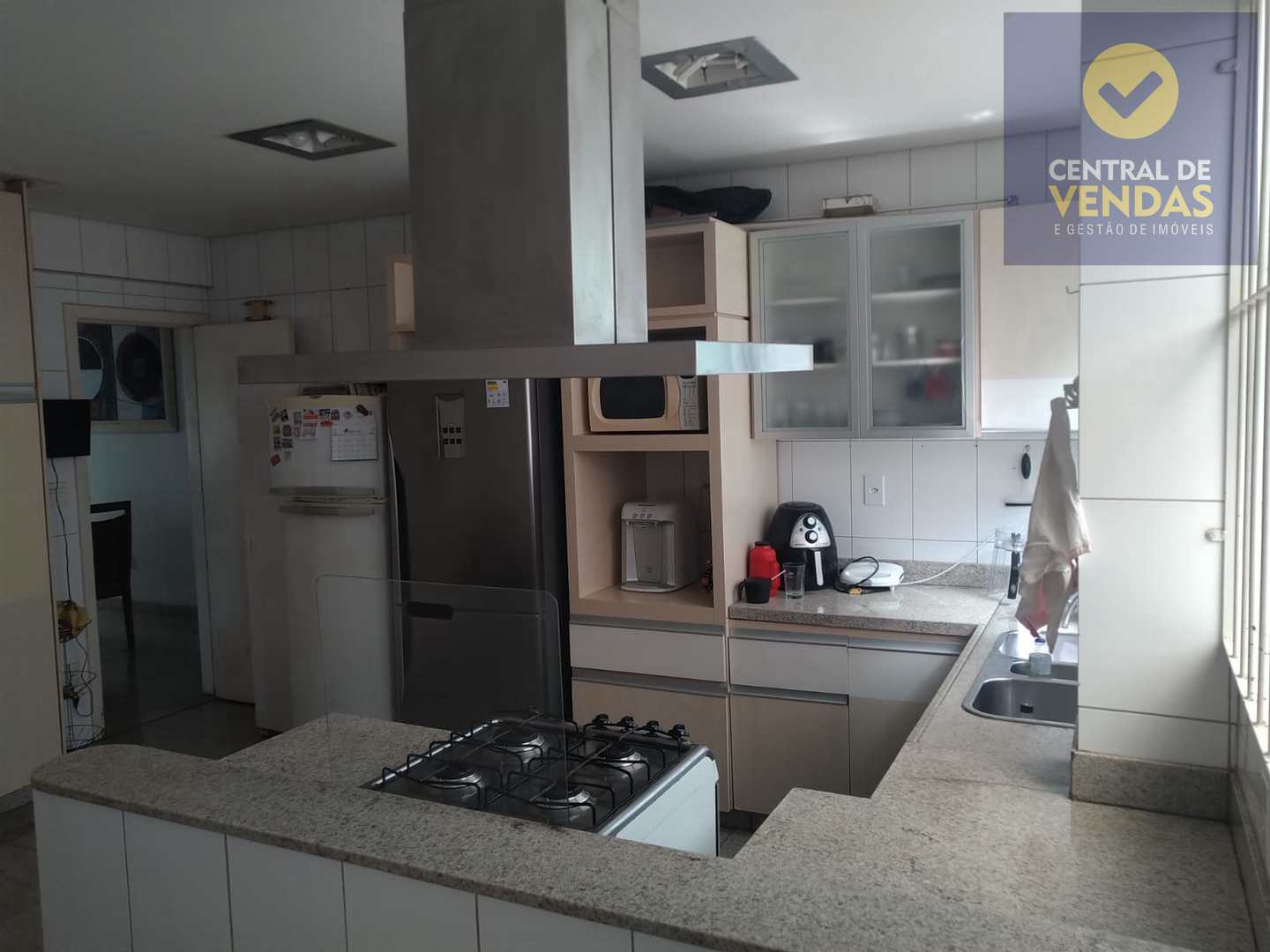 Apartamento à venda com 4 quartos, 240m² - Foto 10