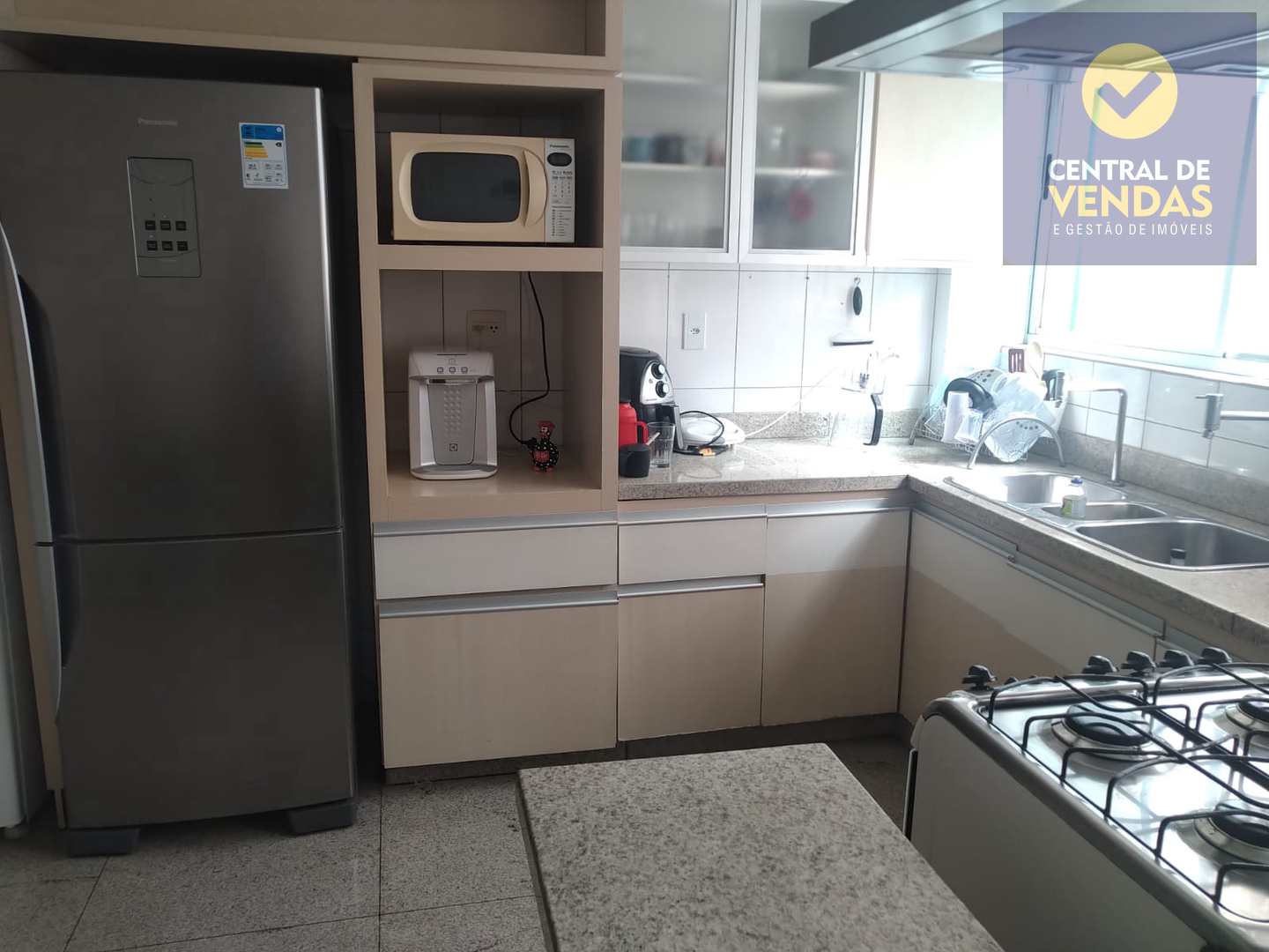 Apartamento à venda com 4 quartos, 240m² - Foto 9