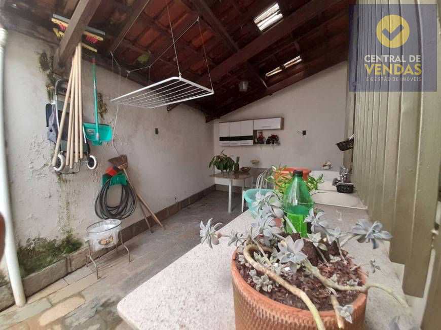 Casa à venda com 3 quartos, 118m² - Foto 18