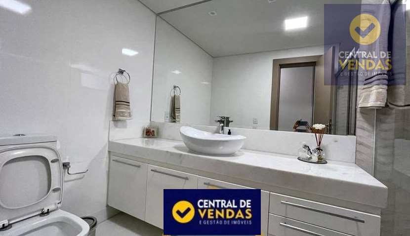 Casa à venda com 4 quartos, 600m² - Foto 10