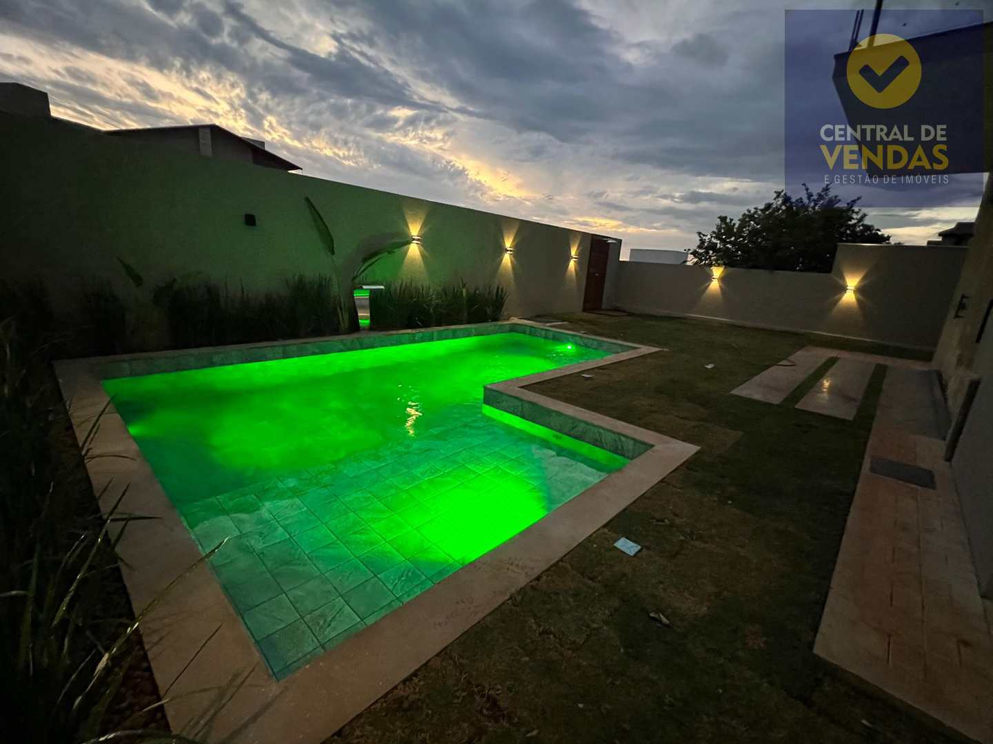 Casa de Condomínio à venda com 3 quartos, 405m² - Foto 8