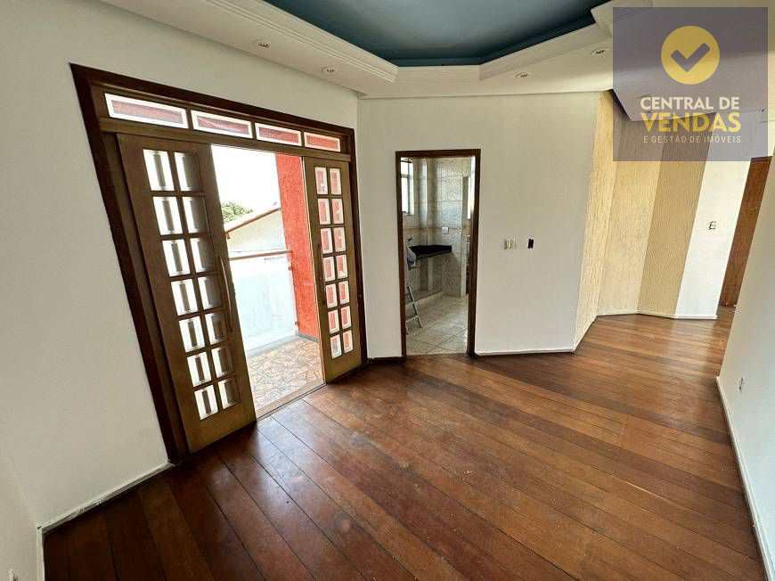 Apartamento à venda com 3 quartos, 80m² - Foto 1